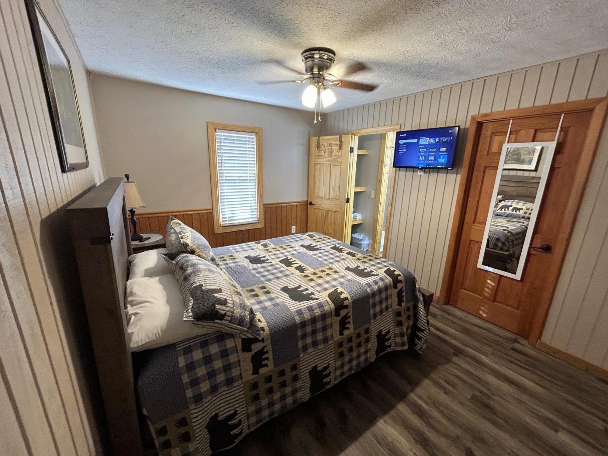 On Dolly Time 1 Mile From Dollywood Villa Pigeon Forge Ngoại thất bức ảnh