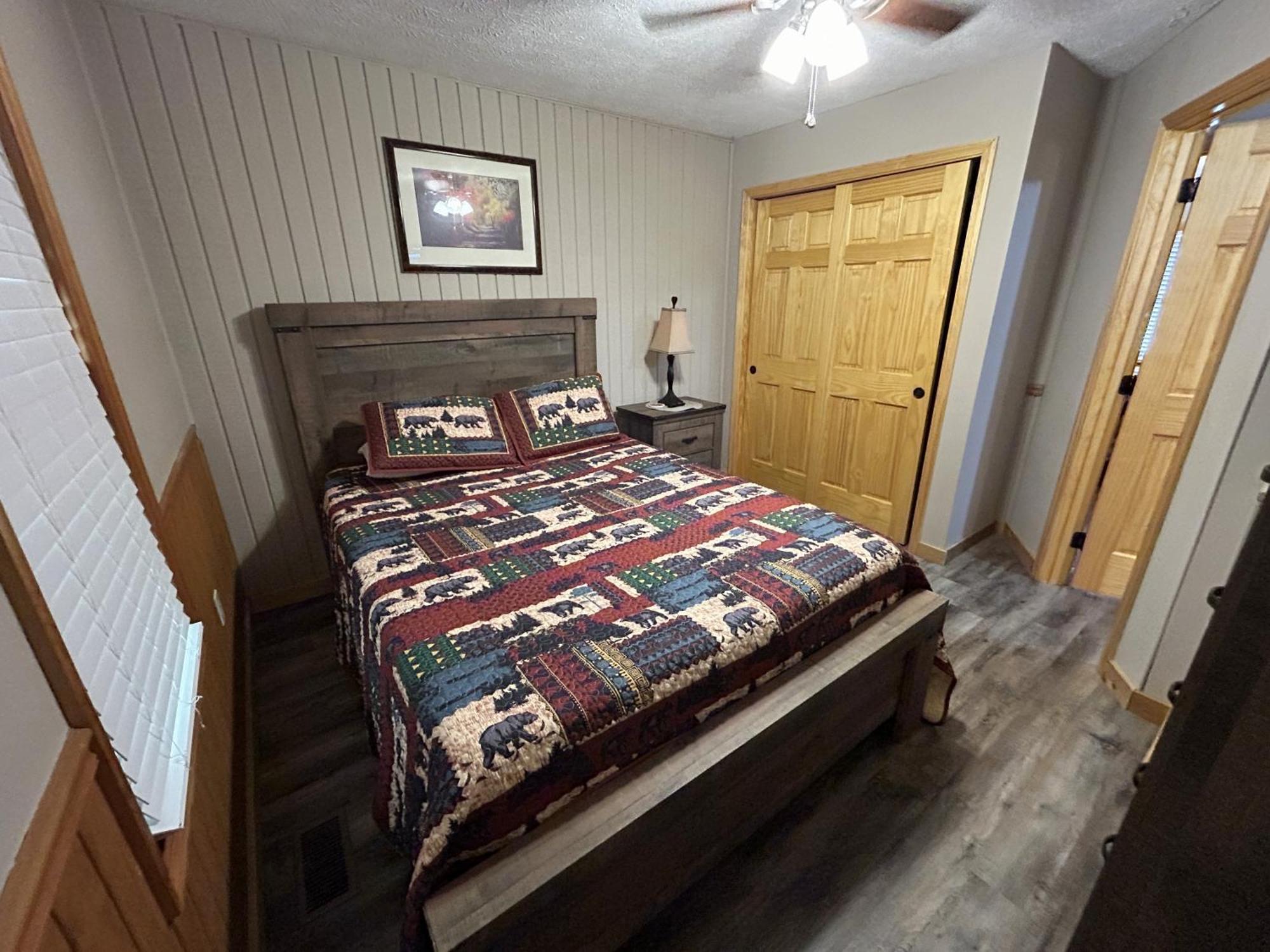 On Dolly Time 1 Mile From Dollywood Villa Pigeon Forge Ngoại thất bức ảnh