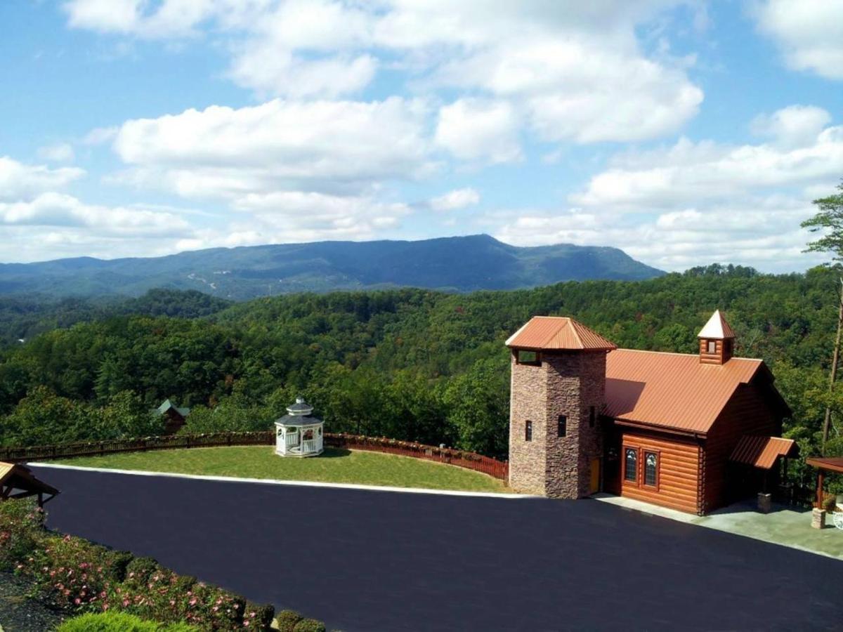 On Dolly Time 1 Mile From Dollywood Villa Pigeon Forge Ngoại thất bức ảnh